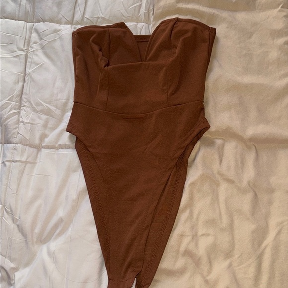 Brown Bodysuit - Picture 4 of 7